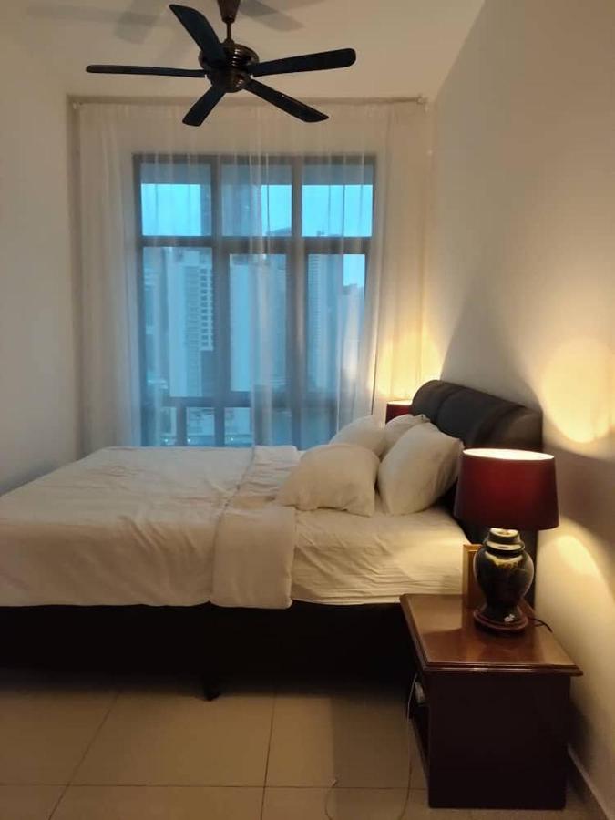 Klcc Legasi Direct View With A Superking Bed At A 3-Bedroom Premium Unit Kuala Lumpur Eksteriør billede